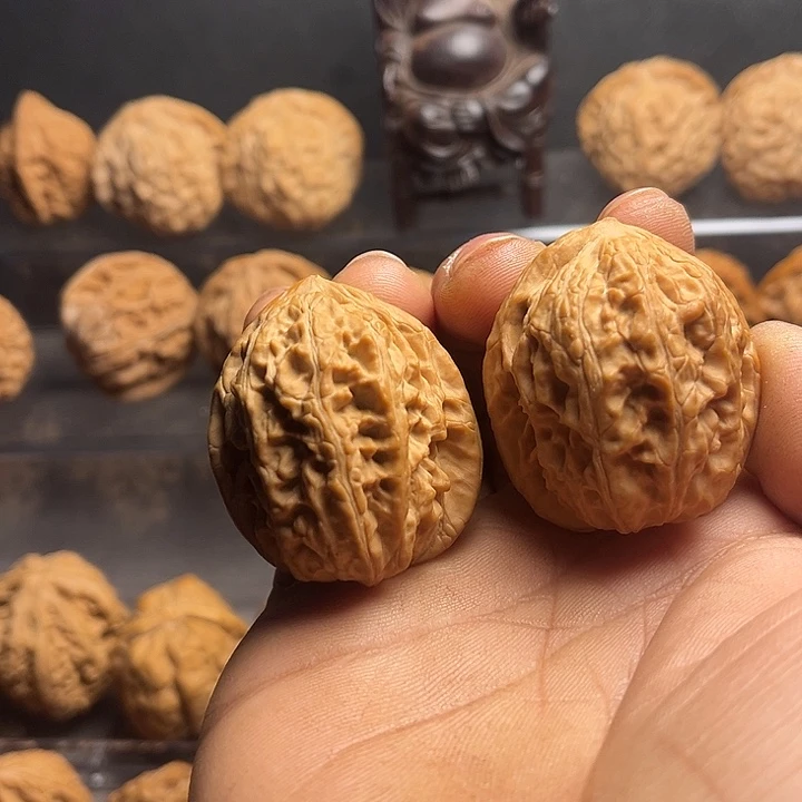 文玩核桃吊坠36野生…………