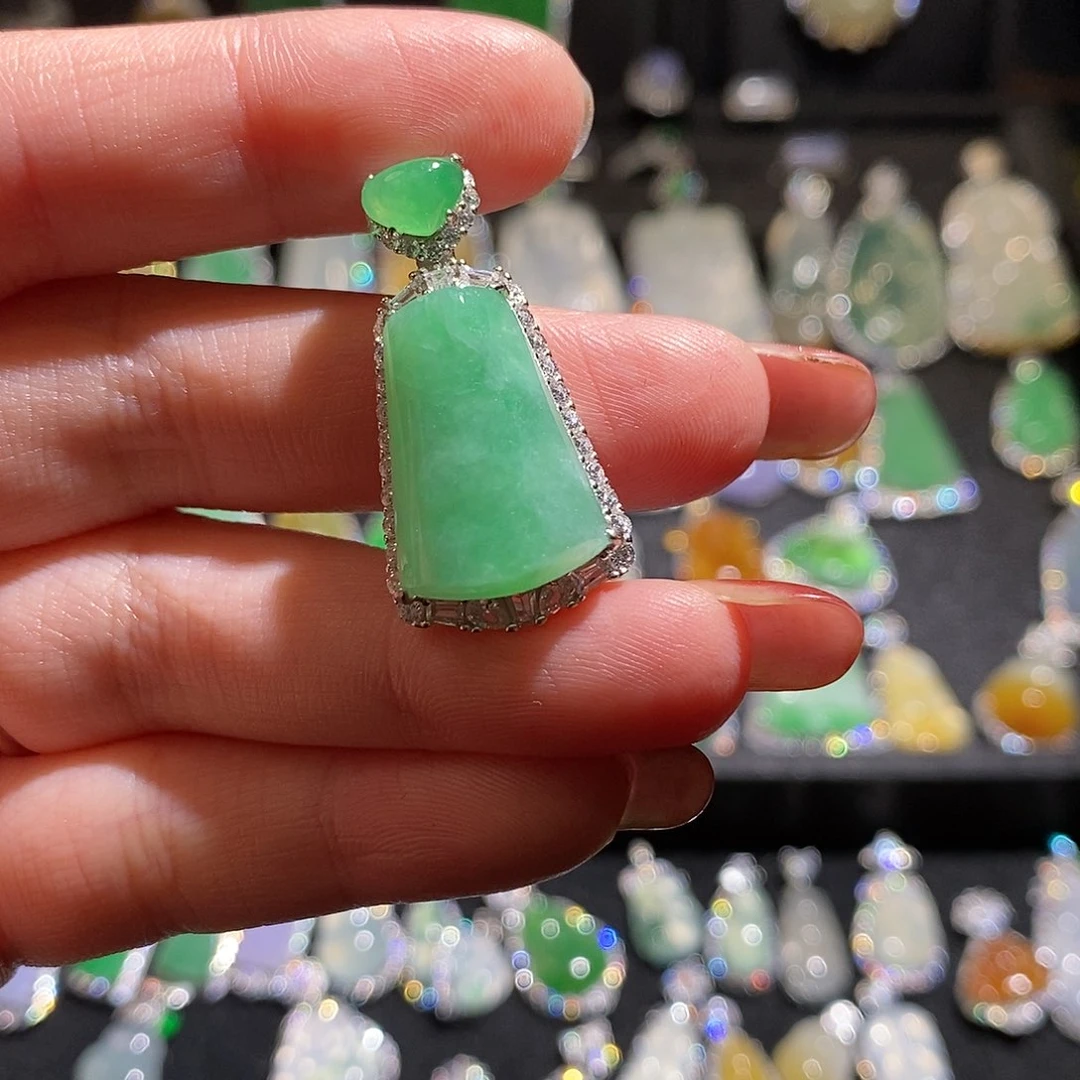 颈饰银S925镶嵌翡翠天然翡翠