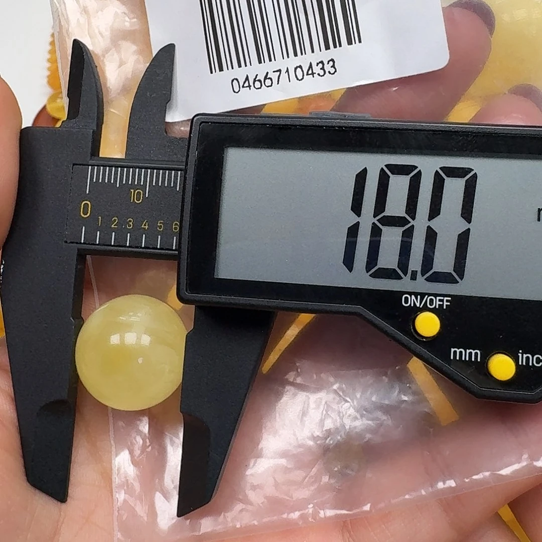 琥珀未镶嵌裸石悠悠