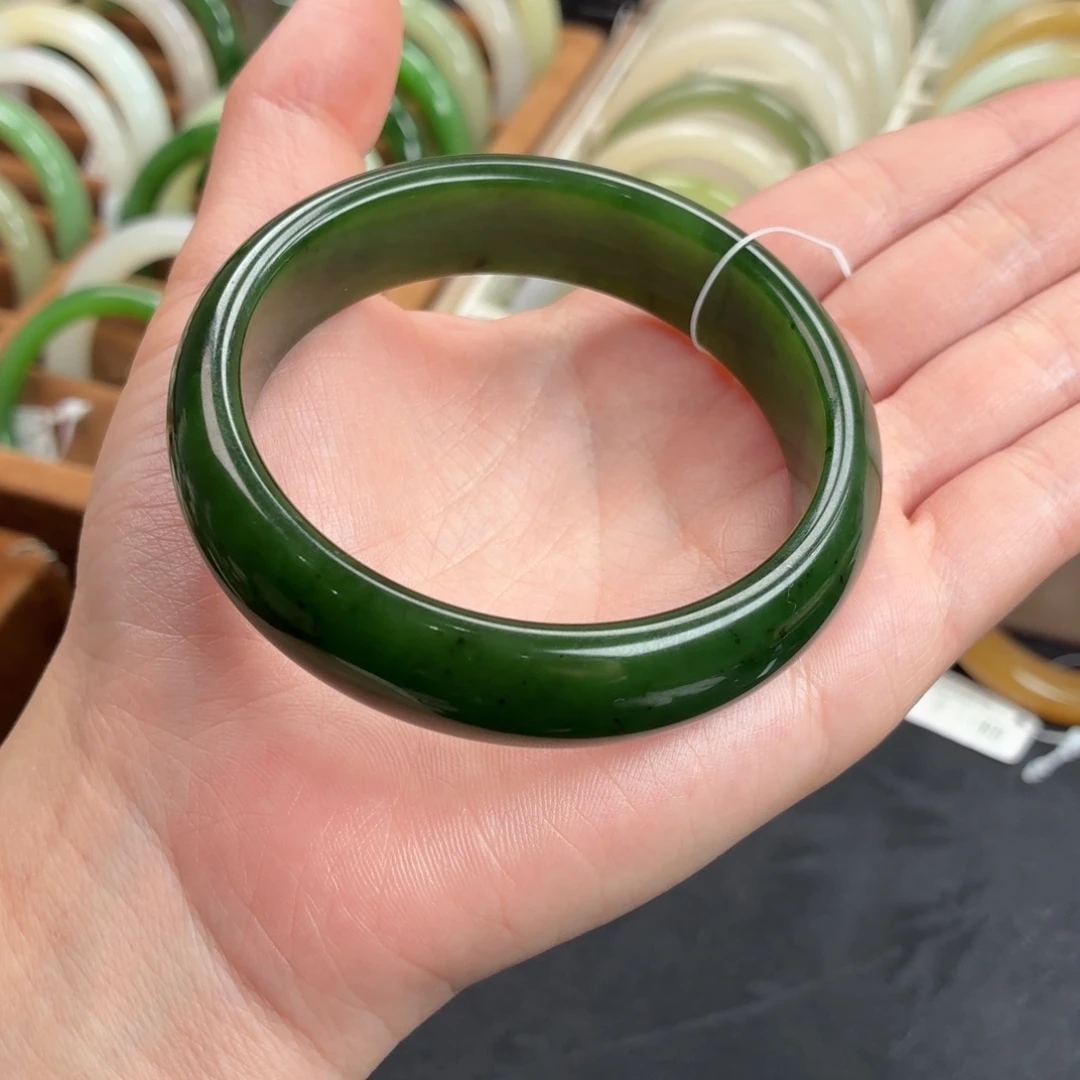 和田玉未镶嵌手镯-碧玉辣菠菜宽胎细腻底捡漏6号