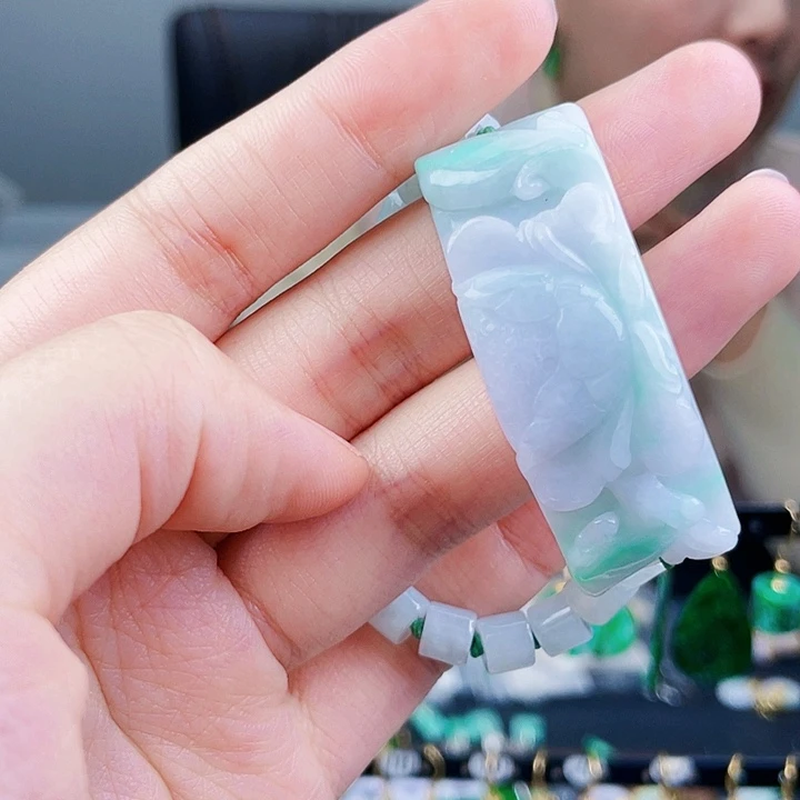 翡翠手链未镶嵌饰品