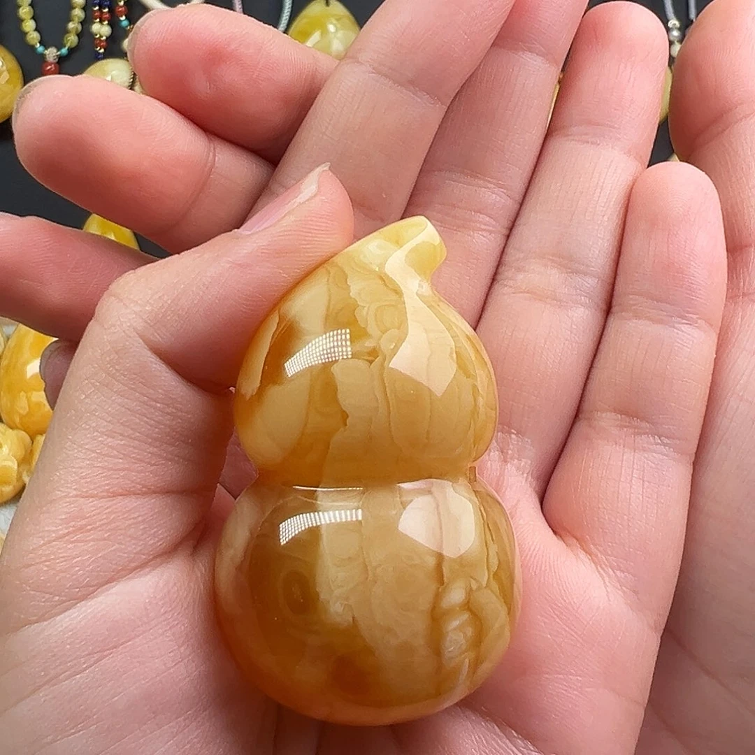 蜜蜡颈饰未镶嵌X****?蜜蜡