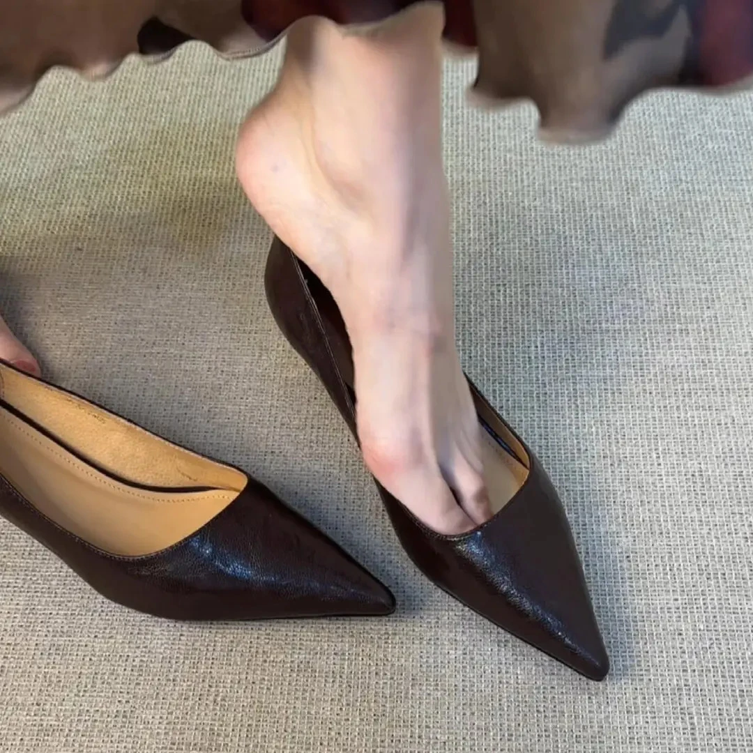 软皮版~法式浅口高跟玛丽珍女鞋尖头气质棕色职业百搭小猫跟单鞋