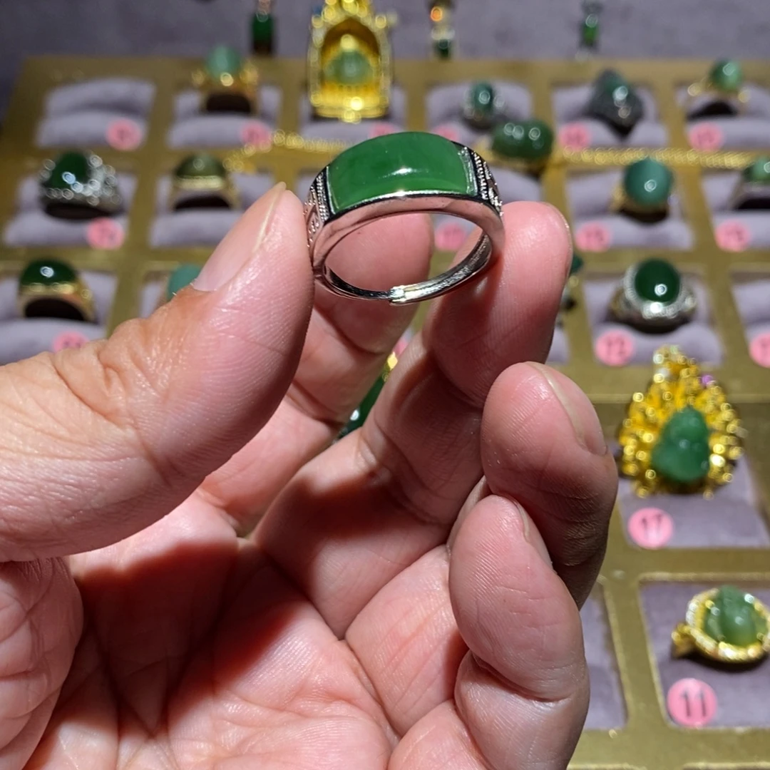 和田玉（碧玉）戒指未镶嵌