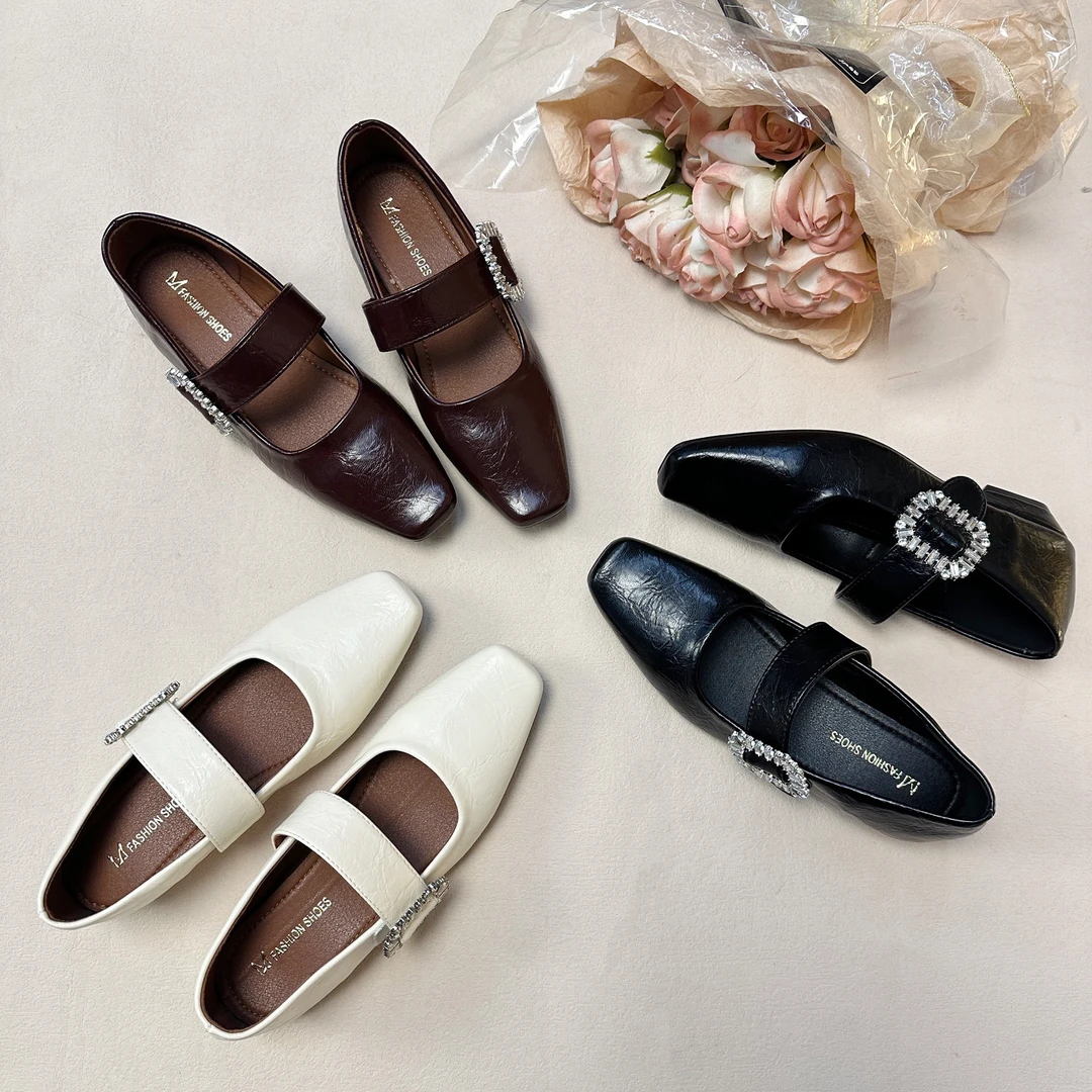 玛丽珍鞋女2025新款春夏季韩系水钻配裙子一字带低跟百搭方头单鞋