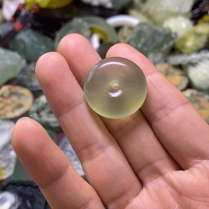 岫玉未镶嵌岫玉颈饰