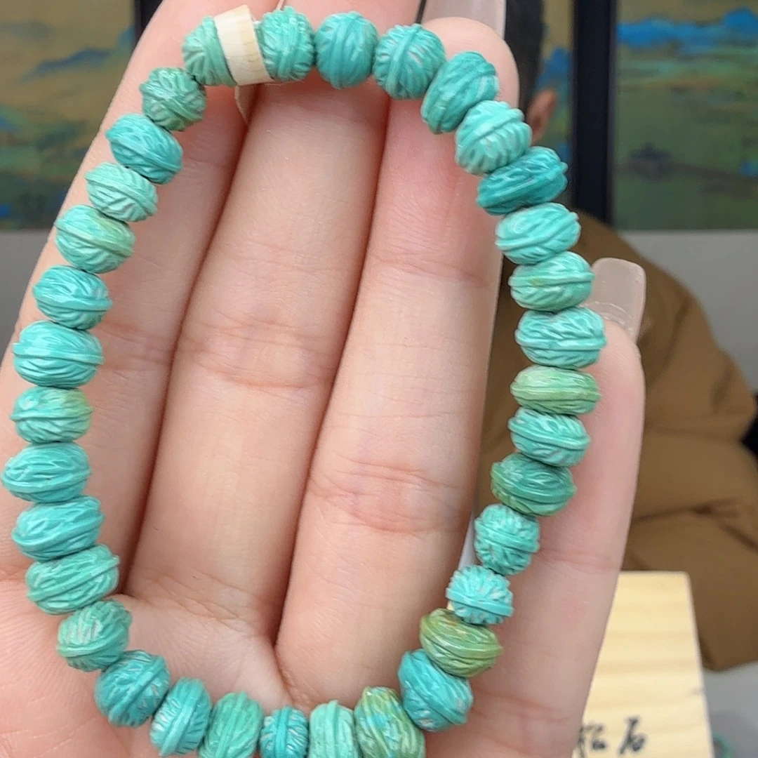 绿松石未镶嵌珠宝奇石