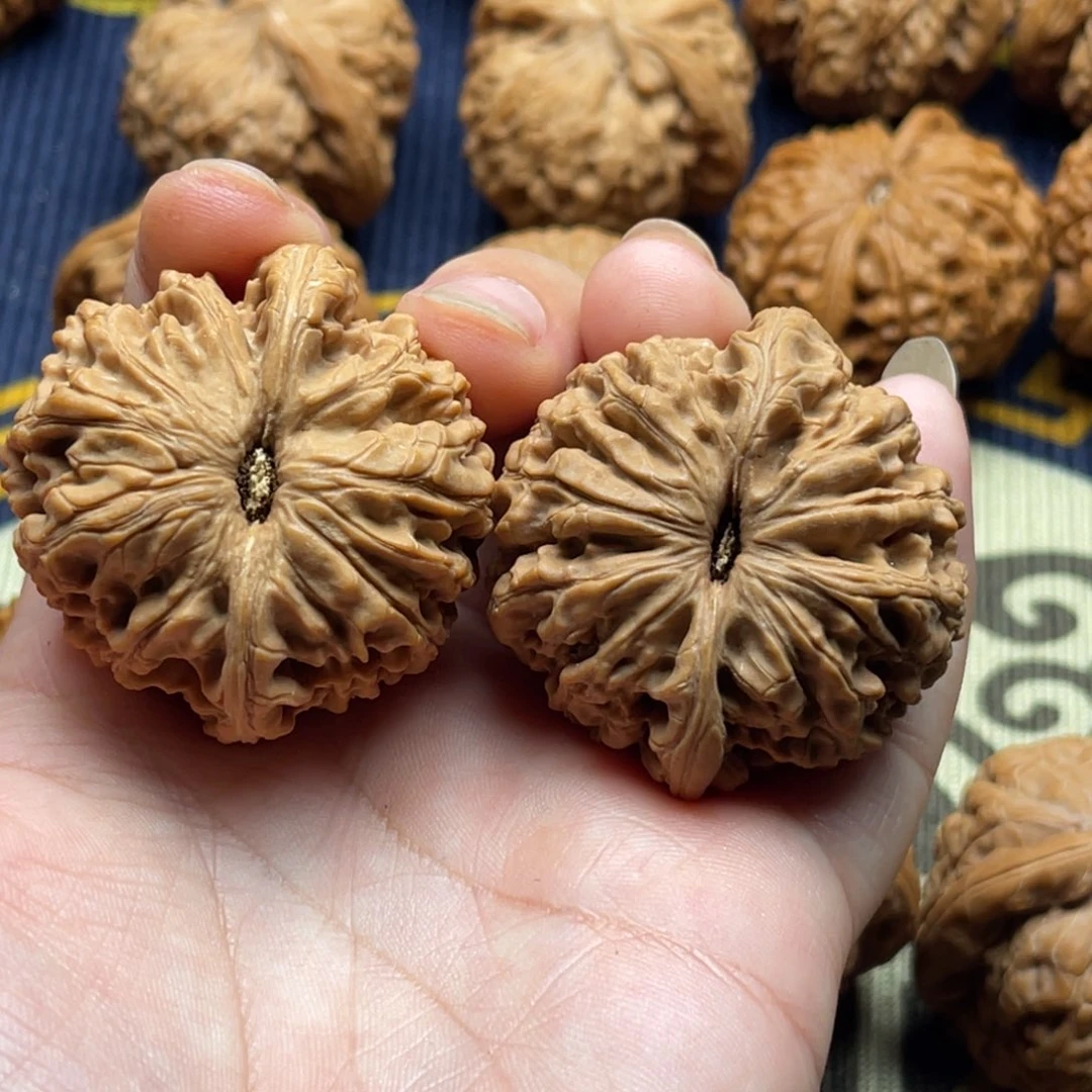 文玩核桃吊坠l***h女娲石40