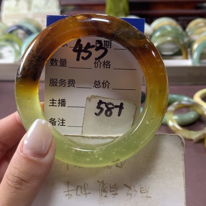蛇纹石玉未镶嵌手镯453
