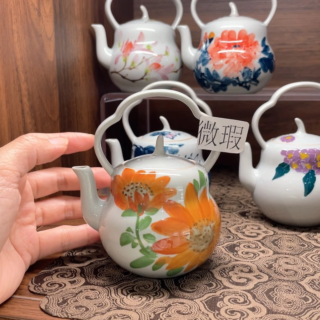釉下手绘茶具微瑕