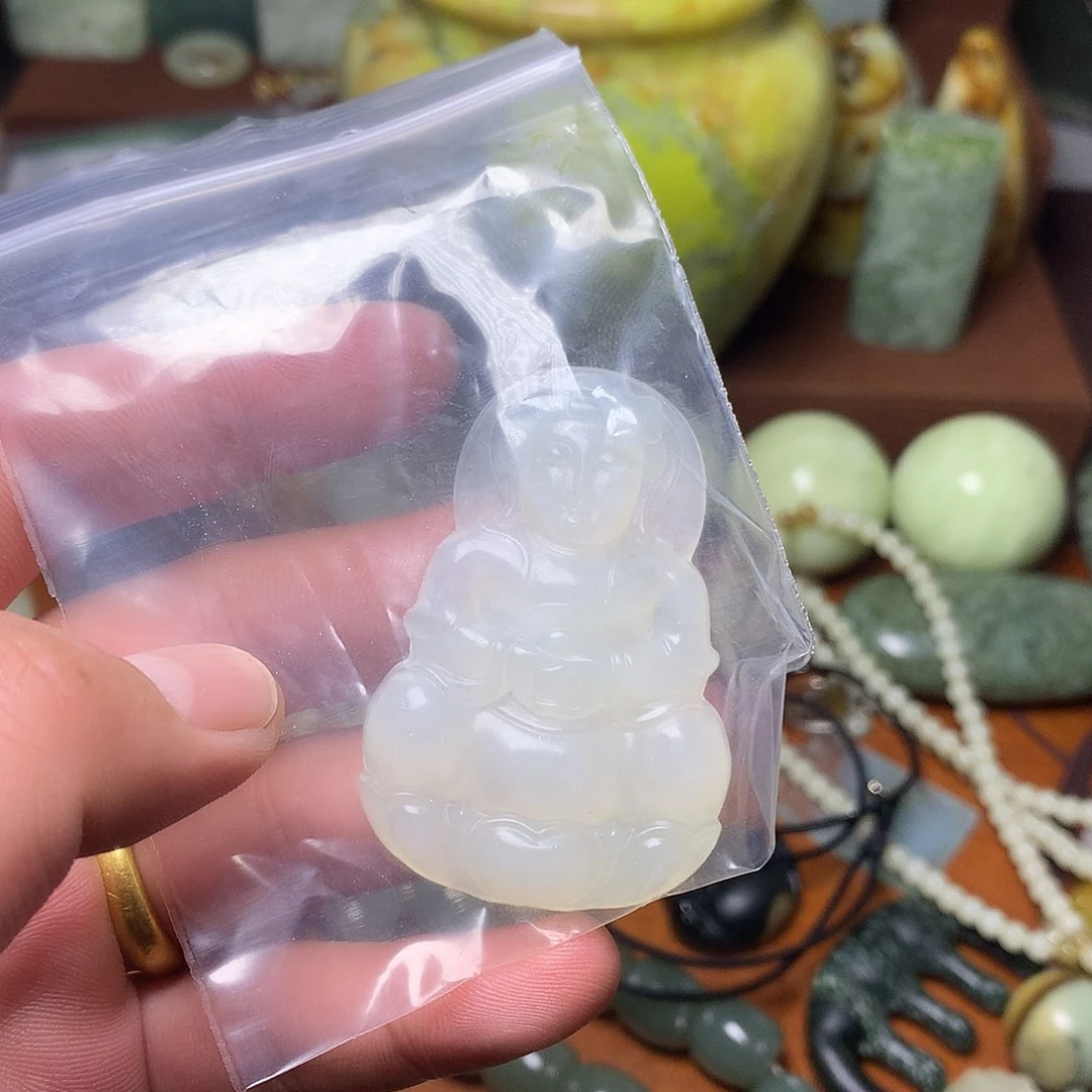 未镶嵌岫玉颈饰阳***量岫玉吊坠
