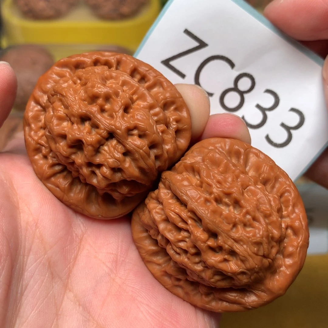 文玩核桃把件金公子40