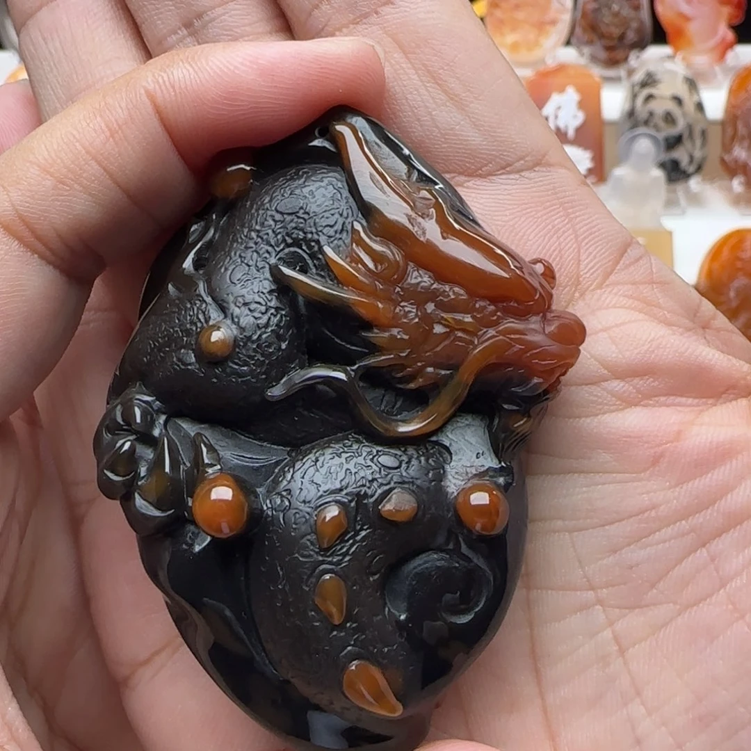 慢***游未镶嵌颈饰玛瑙/玉髓