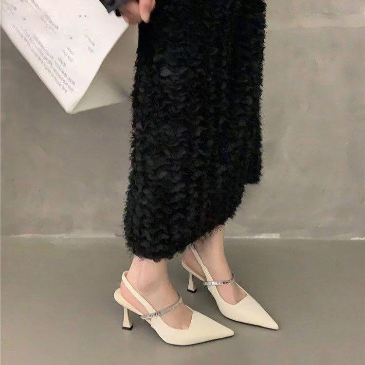 法式尖头高跟单鞋女2025新款气质时尚水钻一字扣带白色凉鞋凉