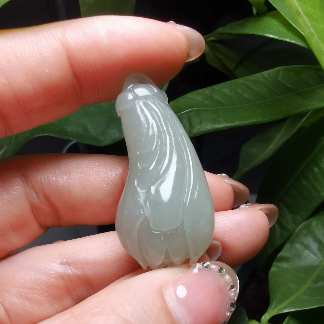 新疆和田玉青海料冰透玉兰花开富贵