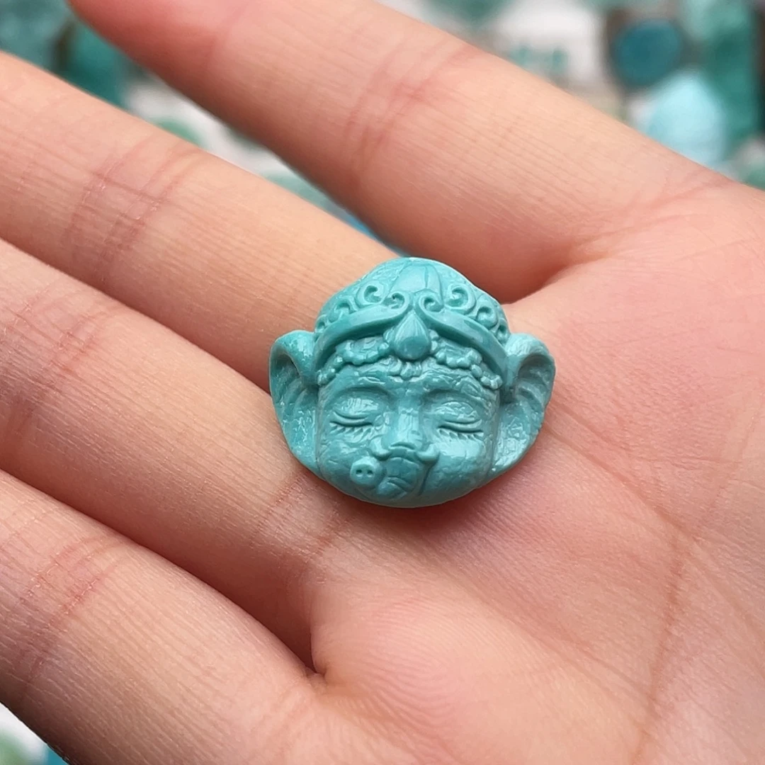 绿松石未镶嵌颈饰