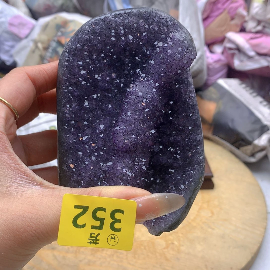 紫晶大型摆件（非配饰）未镶嵌