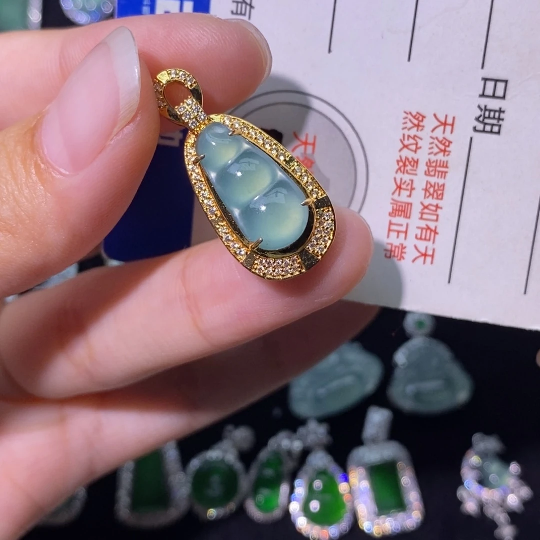 翡翠未镶嵌颈饰天然