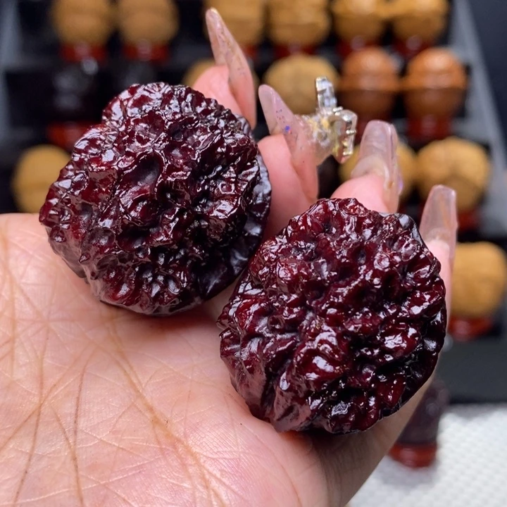 文玩核桃把件血麒麟49号