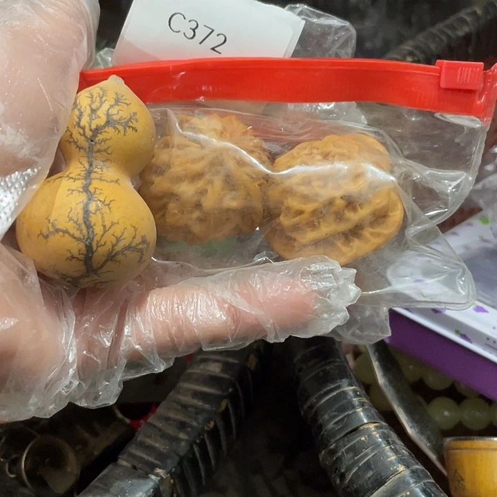 从***人瓷片C372号工艺品