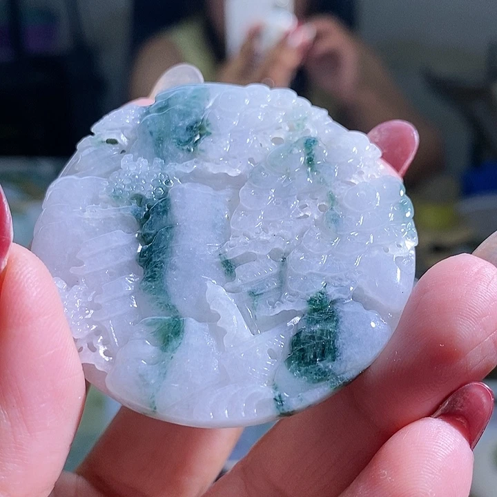 【闪购商品】翡翠挂件未镶嵌山水