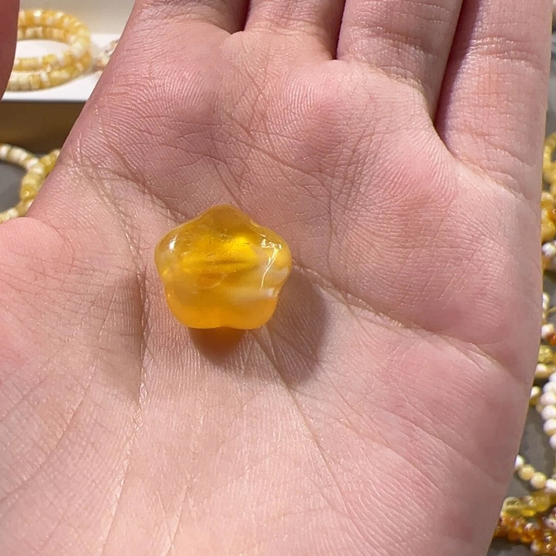 琥珀未镶嵌珠宝奇石金瓷白荧光星星
