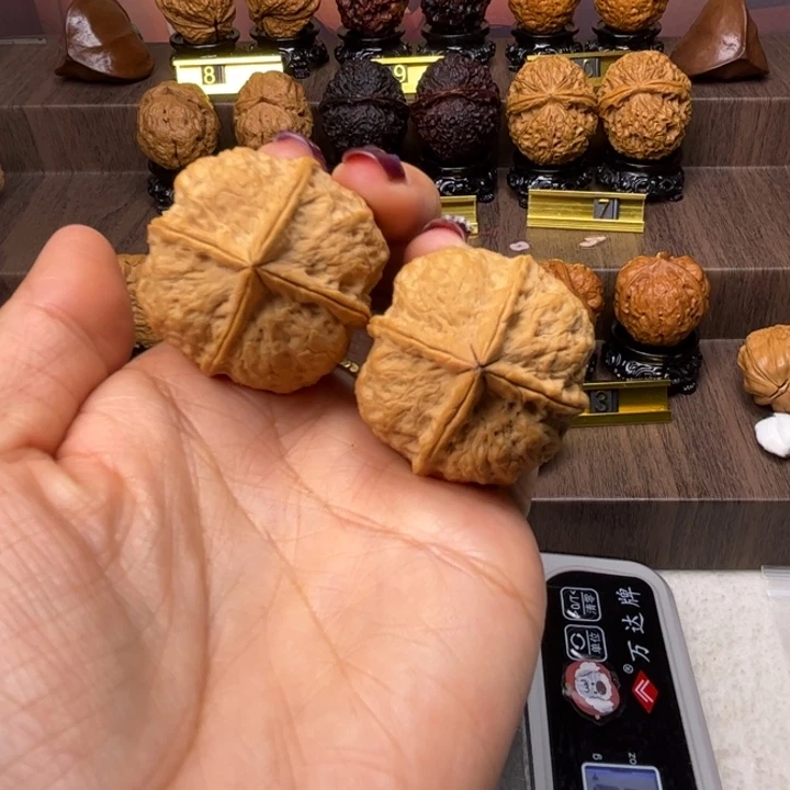 把件文玩核桃四棱39尺