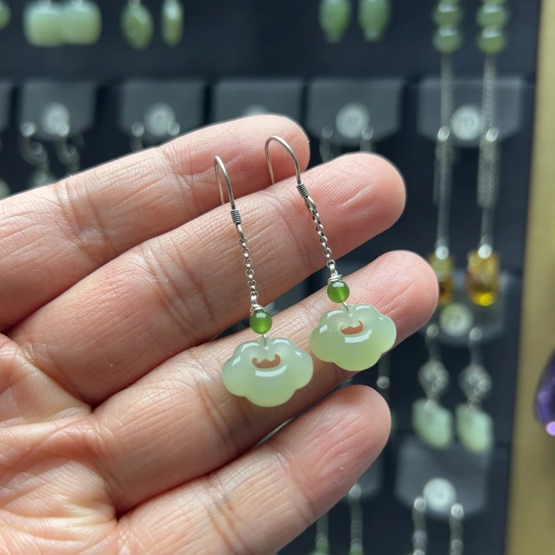 和田玉银S925镶嵌耳饰