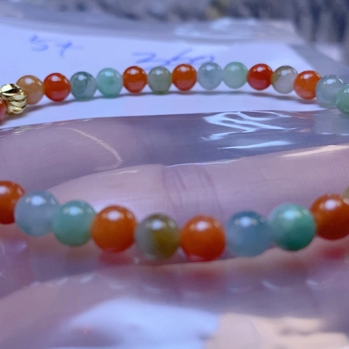 定制翡翠未镶嵌珠串