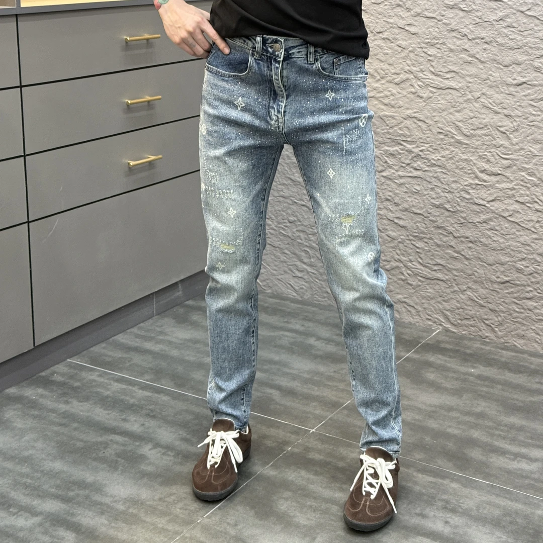 2025春季新款时尚休闲百搭亮钻高端欧货男士小脚牛仔裤9822