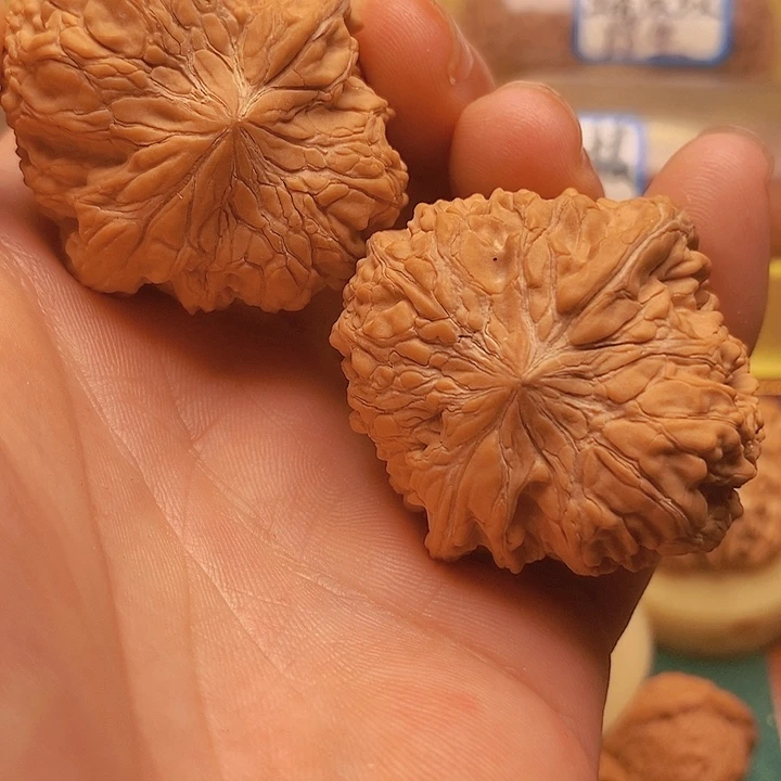 文玩核桃把件42全品正版和尚头