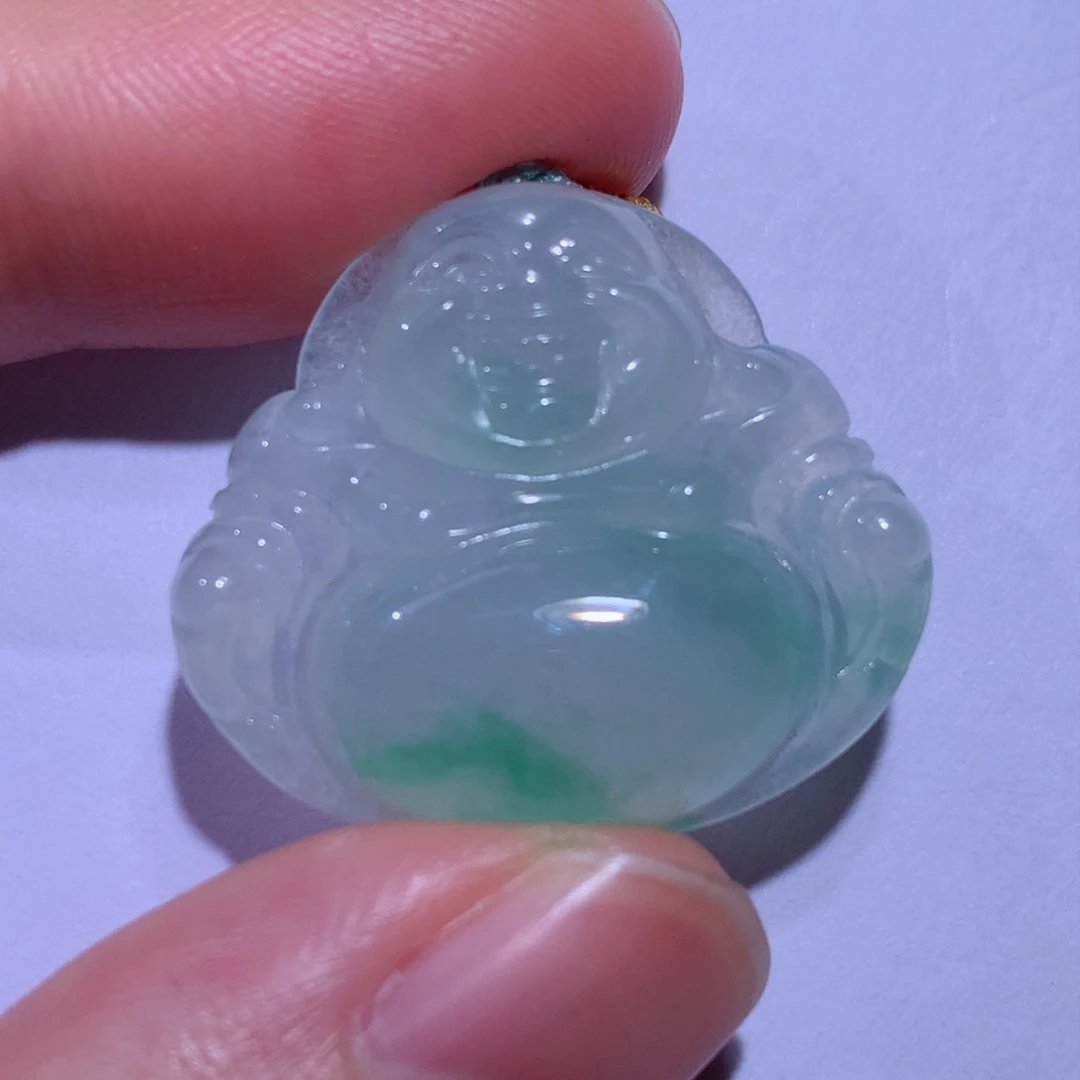 翡翠颈饰未镶嵌佛公