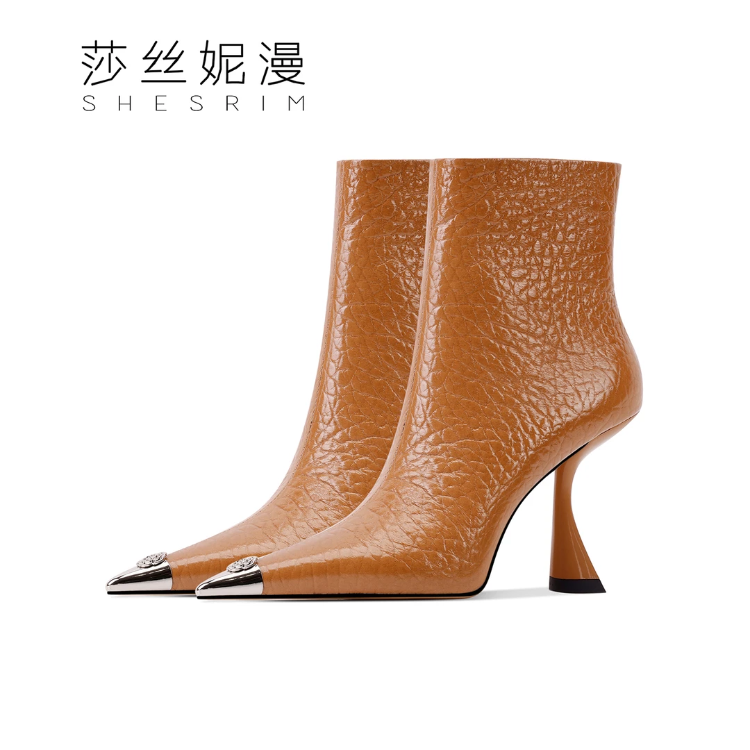 「9CM」-【山茶花】冬季高跟短靴荔枝压纹尖头高跟防踢金属头女靴