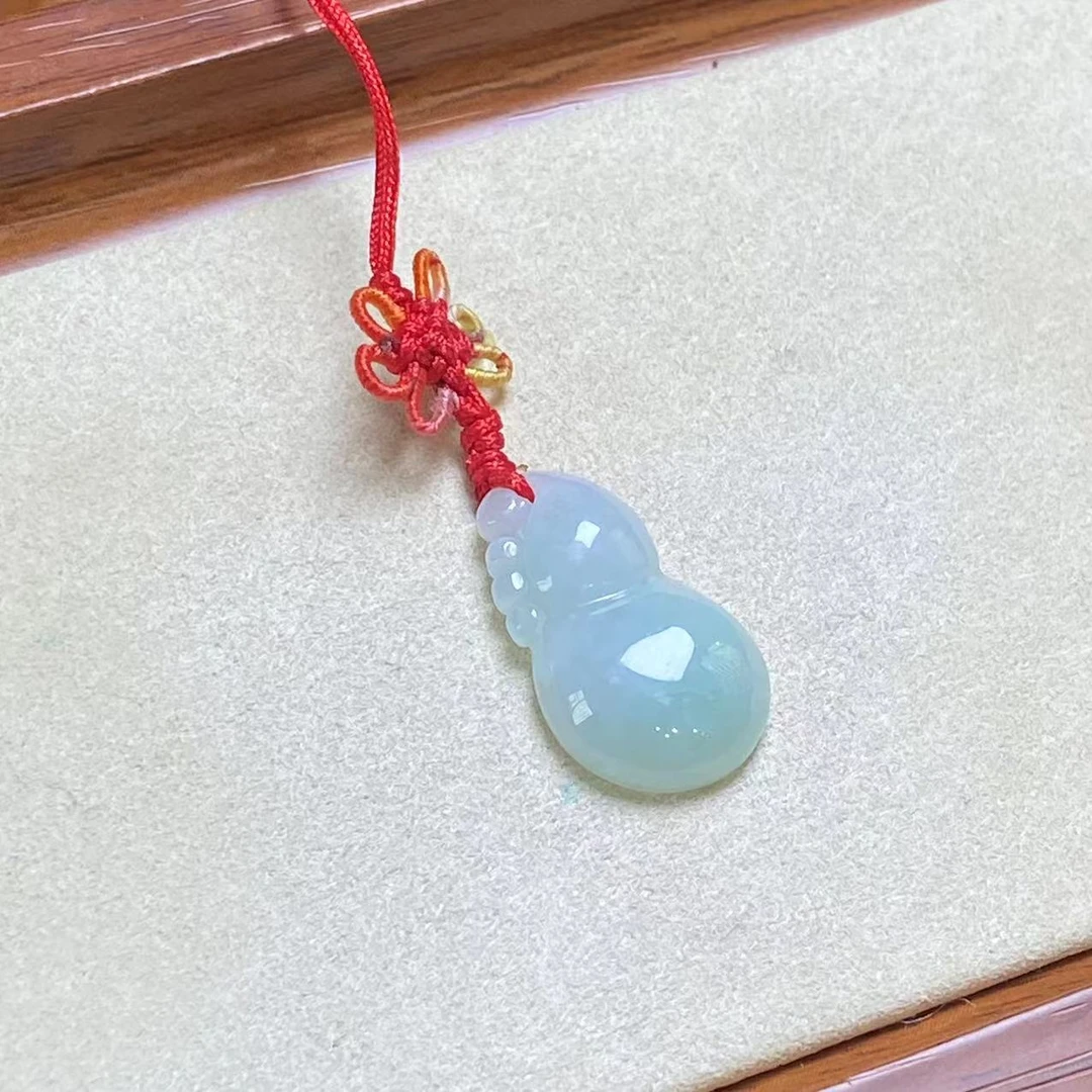 023天然A货翡翠[挂坠]多样性发一个