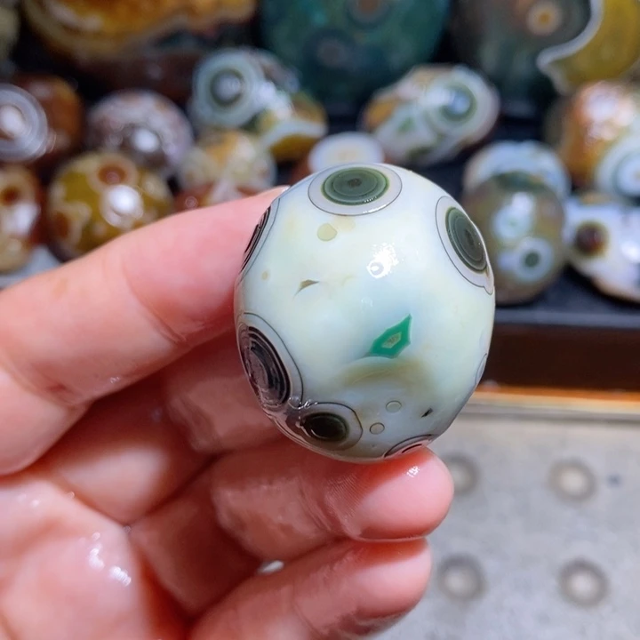 未镶嵌玛瑙/玉髓珠宝半成品147