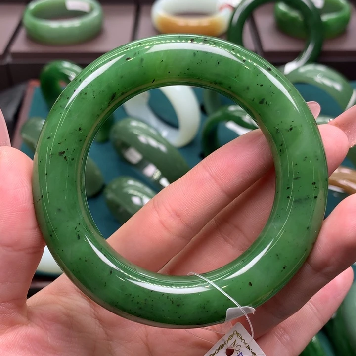 未镶嵌手镯和田玉（碧玉）5354