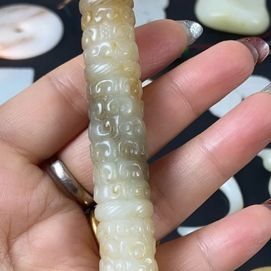 和田玉（糖玉）未镶嵌挂件