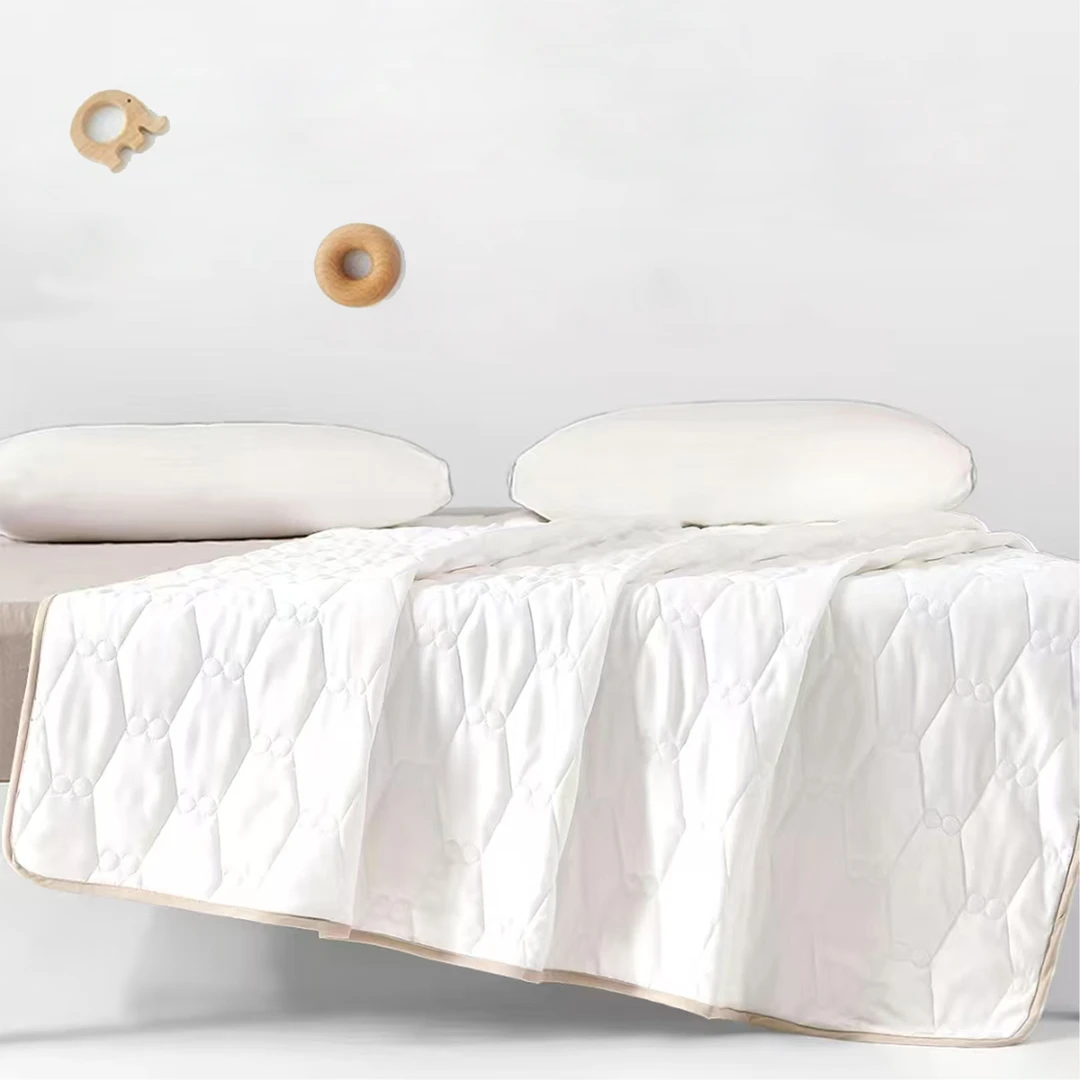 150*200cm舒适简约时尚纯色单人床家居保暖被子被芯柔软保暖6D795