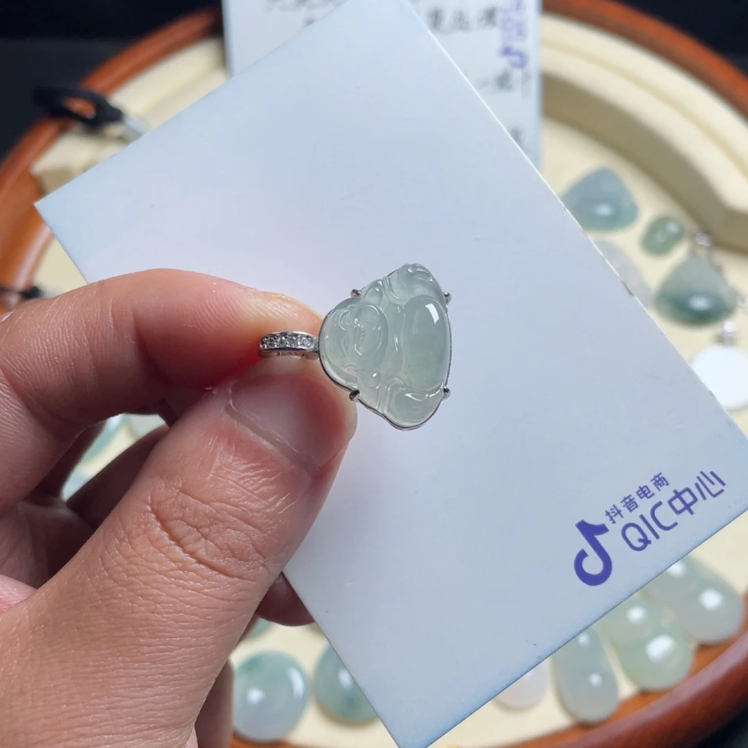 翡翠银S925镶嵌颈饰566788886555778