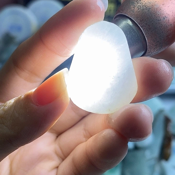 翡翠裸石纯天然翡翠