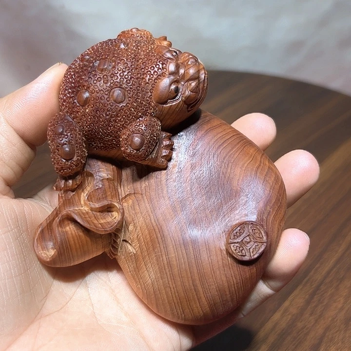 雪***原柏木（崖柏）崖柏手工雕刻呱呱