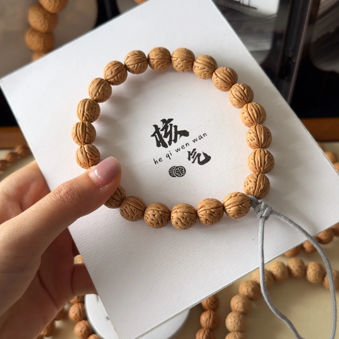 野生小气球肥脐闪10