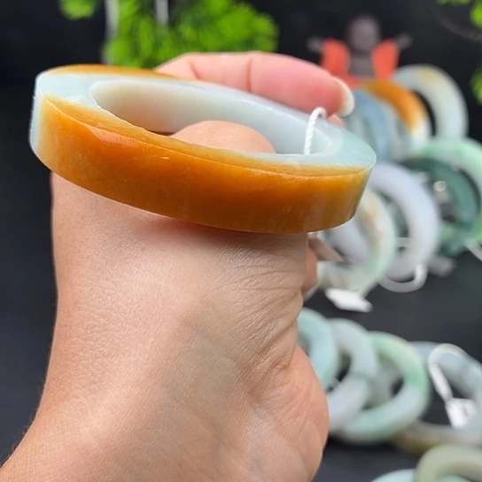 定制翡翠翡翠手镯未镶嵌