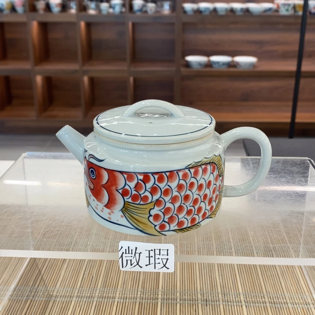 釉下手绘茶具微瑕