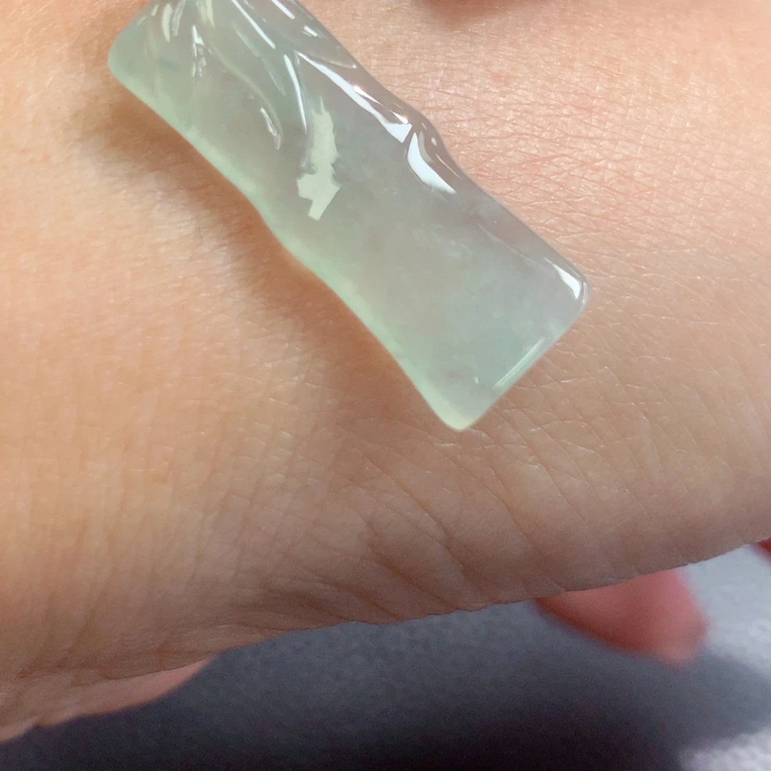 定制翡翠18K金镶嵌翡翠