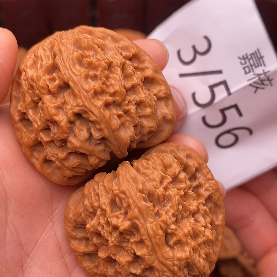 文玩核桃把件40高炮南疆石