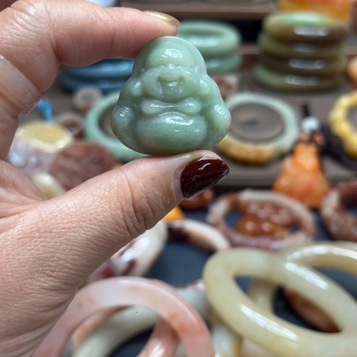 石英岩玉合金颈饰