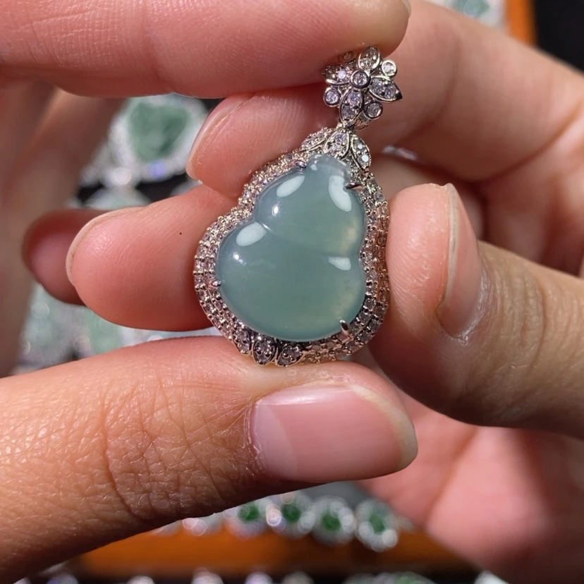 【闪购商品】翡翠颈饰未镶嵌天然