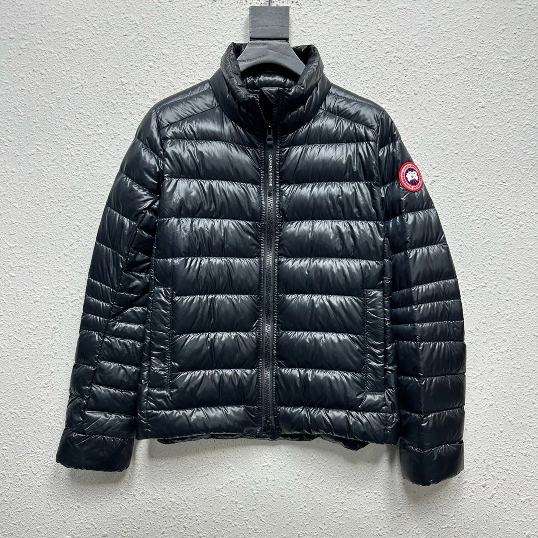 99新 加拿大鹅 Crofton 侧袖徽标亮面羽绒服 M YH15463