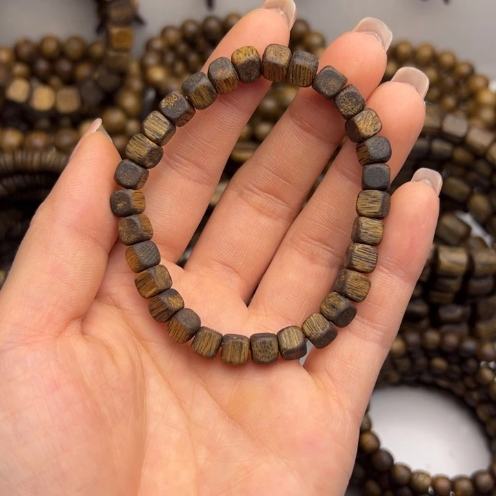 沉香沉香碎屑种植奇楠沉水浮 卡06，5克